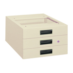 キャビネット3段